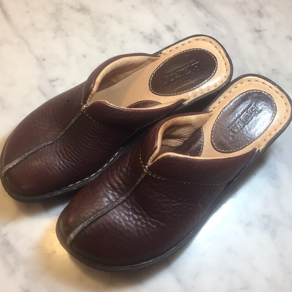 Born leather clogs size 6